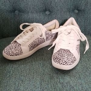 Dolce Vita Sneakers